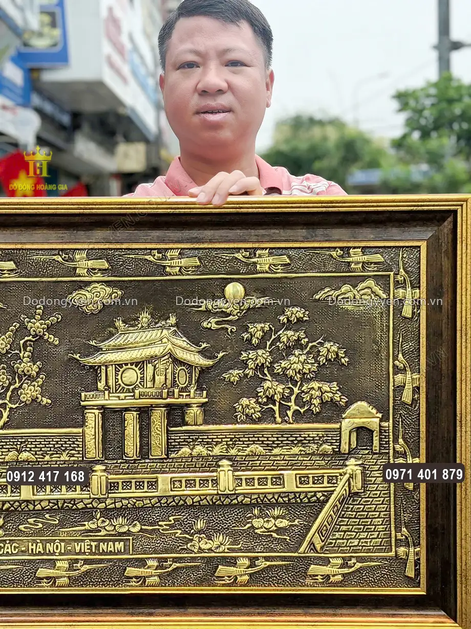 Họa tiết hoa văn được chạm th&uacute;c sắc n&eacute;t theo chuẩn mẫu quốc gia